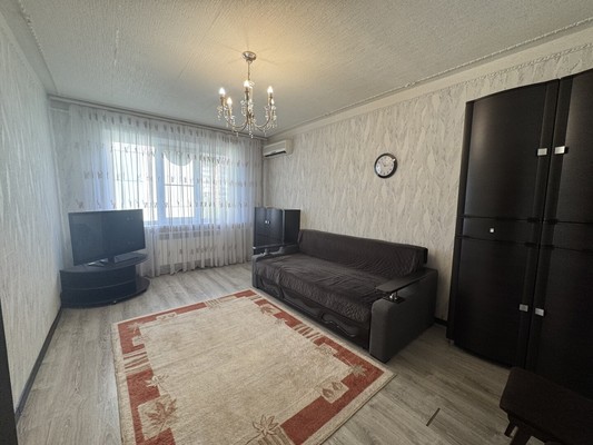 Продам двухкомнатную (2-комн.) квартиру, 339-й Стрелковой Дивизии ул, 17, Ростов-на-Дону г