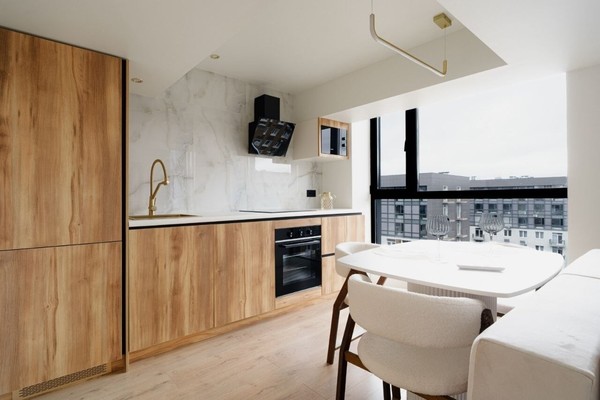 Продам трехкомнатную (3-комн.) квартиру, Берёзовая аллея, 19к2, Москва г