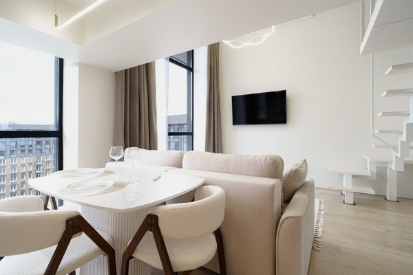 Продам трехкомнатную (3-комн.) квартиру, Берёзовая аллея, 19к2, Москва г