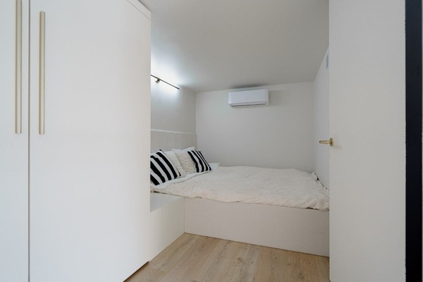 Продам трехкомнатную (3-комн.) квартиру, Берёзовая аллея, 19к2, Москва г