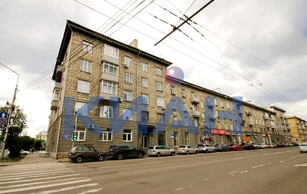 Продам двухкомнатную (2-комн.) квартиру, Ленина ул, 133, Красноярск г