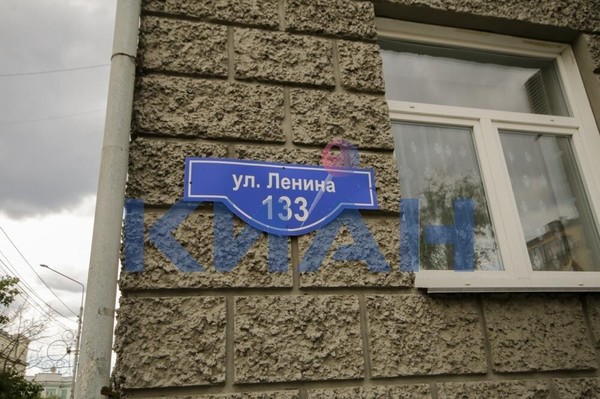 Продам двухкомнатную (2-комн.) квартиру, Ленина ул, 133, Красноярск г
