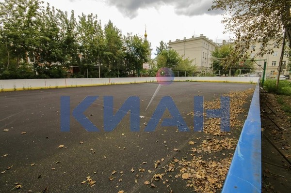 Продам двухкомнатную (2-комн.) квартиру, Ленина ул, 133, Красноярск г