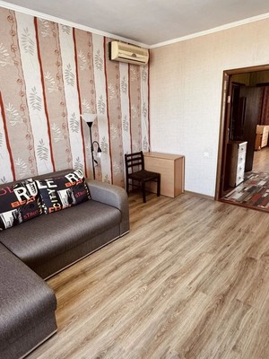 Продам двухкомнатную (2-комн.) квартиру, Грина ул, 35, Феодосия г