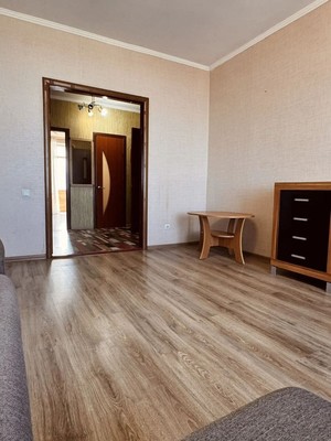 Продам двухкомнатную (2-комн.) квартиру, Грина ул, 35, Феодосия г