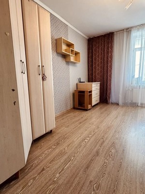 Продам двухкомнатную (2-комн.) квартиру, Грина ул, 35, Феодосия г