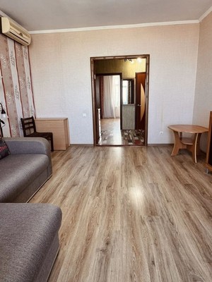 Продам двухкомнатную (2-комн.) квартиру, Грина ул, 35, Феодосия г