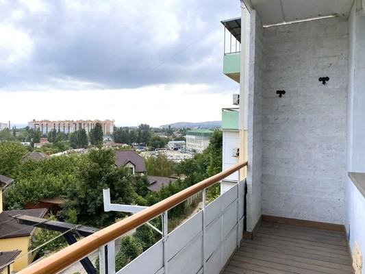 Продам двухкомнатную (2-комн.) квартиру, Грина ул, 35, Феодосия г