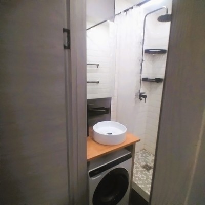 Продам трехкомнатную (3-комн.) квартиру, Просторная ул, 11, Москва г
