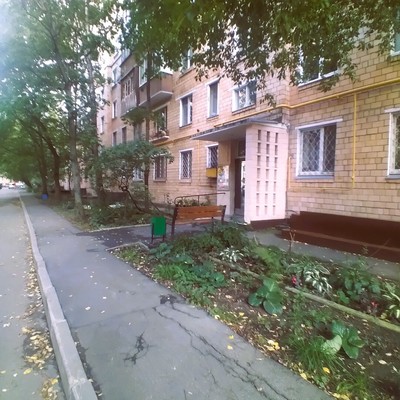 Продам трехкомнатную (3-комн.) квартиру, Просторная ул, 11, Москва г