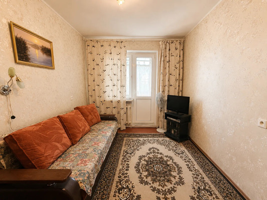 Продам трехкомнатную (3-комн.) квартиру, Орбитальная ул, 86, Ростов-на-Дону г
