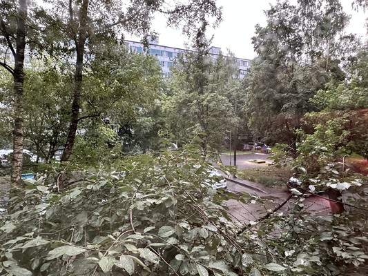 Продам трехкомнатную (3-комн.) квартиру, Лескова ул, 10кА, Москва г