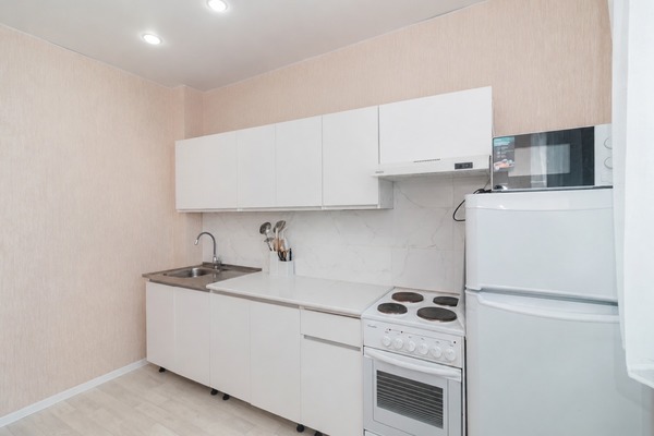 Продам двухкомнатную (2-комн.) квартиру, Георгия Величко ул, 9, Ханты-Мансийск г