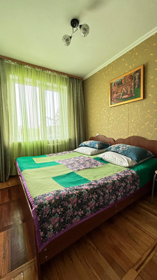 Продам трехкомнатную (3-комн.) квартиру, Ватутина ул, 19кА, Нальчик г