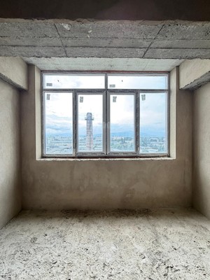 Продам трехкомнатную (3-комн.) квартиру, Шарданова ул, 48, Нальчик г