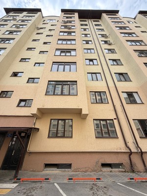 Продам трехкомнатную (3-комн.) квартиру, Шарданова ул, 48, Нальчик г