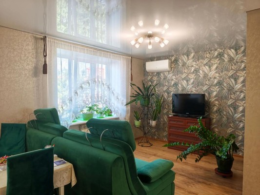 Продам двухкомнатную (2-комн.) квартиру, Таганрогская ул, 110, Ростов-на-Дону г