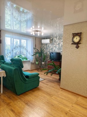 Продам двухкомнатную (2-комн.) квартиру, Таганрогская ул, 110, Ростов-на-Дону г