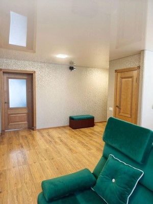 Продам двухкомнатную (2-комн.) квартиру, Таганрогская ул, 110, Ростов-на-Дону г