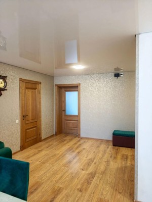 Продам двухкомнатную (2-комн.) квартиру, Таганрогская ул, 110, Ростов-на-Дону г