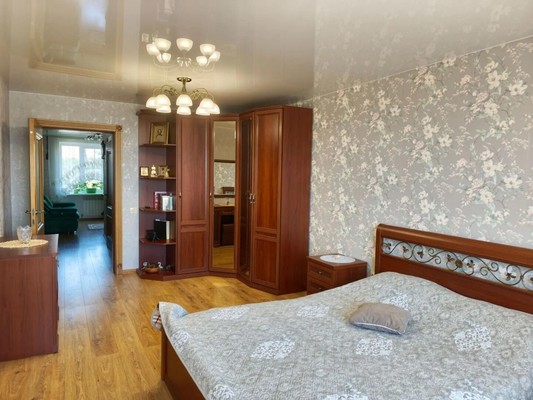 Продам двухкомнатную (2-комн.) квартиру, Таганрогская ул, 110, Ростов-на-Дону г