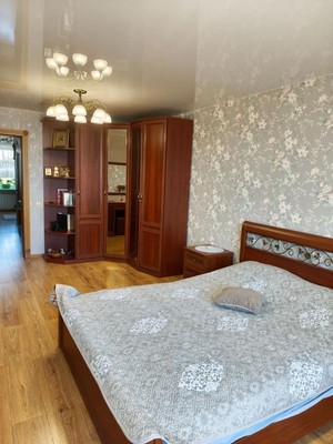 Продам двухкомнатную (2-комн.) квартиру, Таганрогская ул, 110, Ростов-на-Дону г