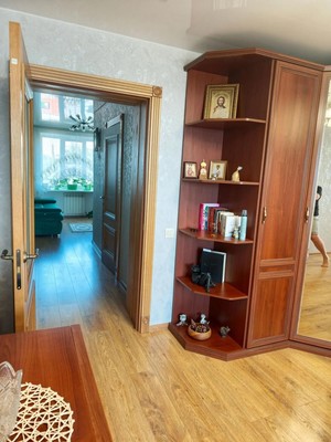 Продам двухкомнатную (2-комн.) квартиру, Таганрогская ул, 110, Ростов-на-Дону г