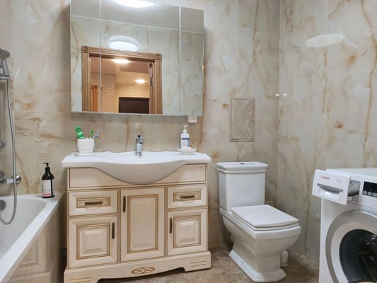 Продам двухкомнатную (2-комн.) квартиру, Таганрогская ул, 110, Ростов-на-Дону г