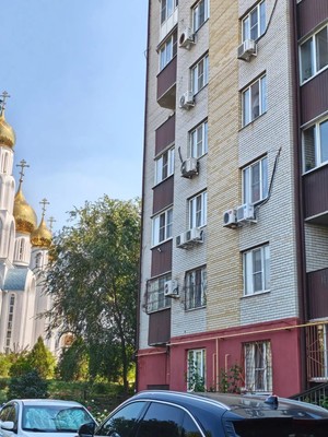 Продам двухкомнатную (2-комн.) квартиру, Таганрогская ул, 110, Ростов-на-Дону г