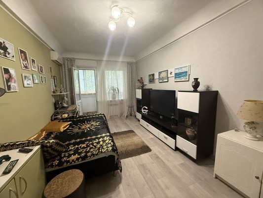 Продам однокомнатную (1-комн.) квартиру, Коммунистический пр-кт, 38/2, Ростов-на-Дону г