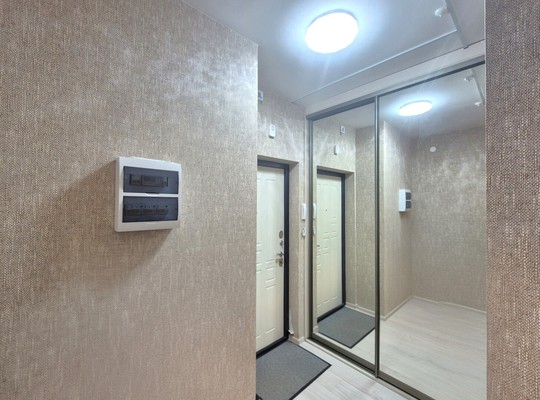 Продам однокомнатную (1-комн.) квартиру, Карпинского ул, 14, Пермь г