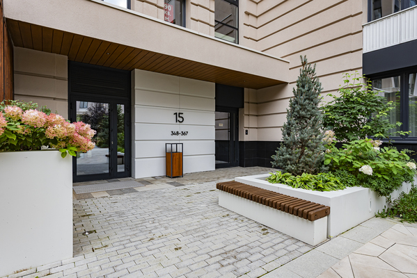 Продам трехкомнатную (3-комн.) квартиру, Степана Разина ул, 23, Екатеринбург г