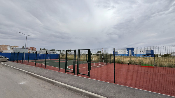 Продам трехкомнатную (3-комн.) квартиру, Курчатова пр-кт, 44, Волгодонск г