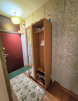 Продам двухкомнатную (2-комн.) квартиру, Восстания ул, 12, Казань г