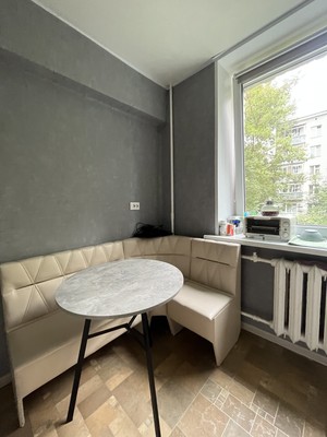 Продам двухкомнатную (2-комн.) квартиру, Врачебный проезд, 9, Москва г