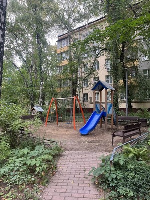 Продам двухкомнатную (2-комн.) квартиру, Врачебный проезд, 9, Москва г