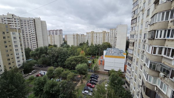 Продам трехкомнатную (3-комн.) квартиру, Луговой проезд, 8к1, Москва г