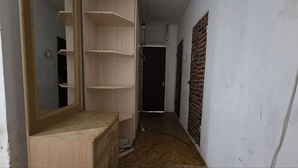 Продам трехкомнатную (3-комн.) квартиру, Луговой проезд, 8к1, Москва г