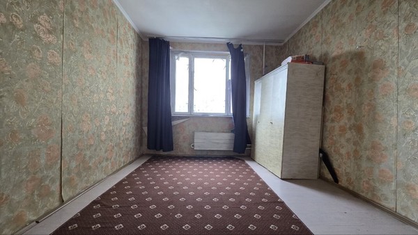 Продам трехкомнатную (3-комн.) квартиру, Луговой проезд, 8к1, Москва г