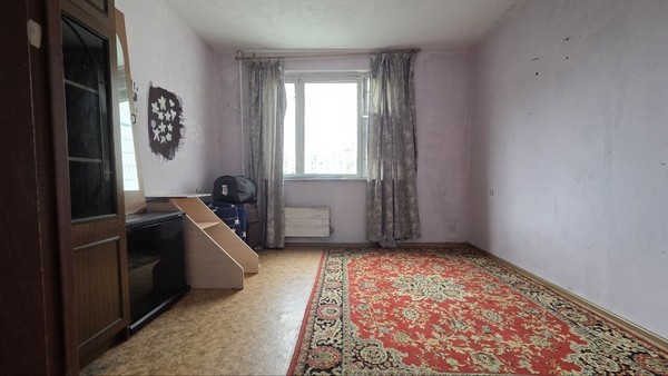 Продам трехкомнатную (3-комн.) квартиру, Луговой проезд, 8к1, Москва г