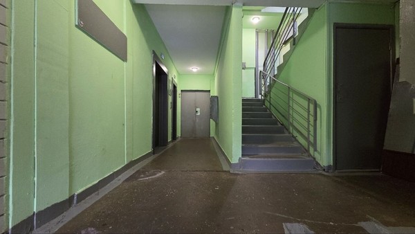 Продам трехкомнатную (3-комн.) квартиру, Луговой проезд, 8к1, Москва г