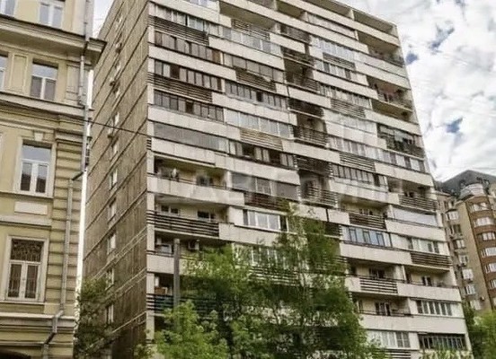 Продам двухкомнатную (2-комн.) квартиру, Щепкина ул, 12, Москва г
