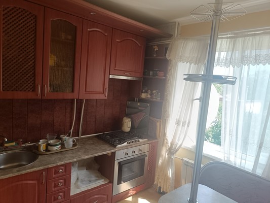 Продам двухкомнатную (2-комн.) квартиру, Ульянова Дмитрия ул, 3434, Ялта г