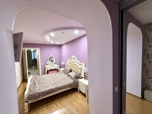 Продам трехкомнатную (3-комн.) квартиру, И.Г.Лексина ул, 54, Симферополь г