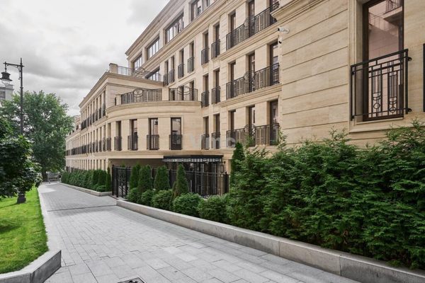 Продам двухкомнатную (2-комн.) квартиру, Газетный пер, 13 2, Москва г