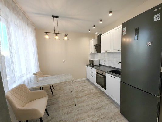 Продам однокомнатную (1-комн.) квартиру, Тэцевская ул, 4Д, Казань г