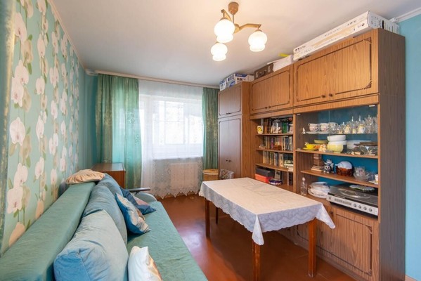 Продам трехкомнатную (3-комн.) квартиру, Коммунистический пр-кт, 29, Ростов-на-Дону г