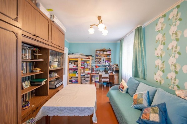 Продам трехкомнатную (3-комн.) квартиру, Коммунистический пр-кт, 29, Ростов-на-Дону г