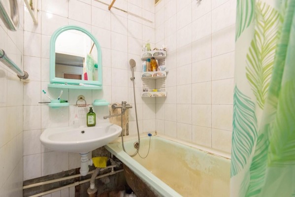 Продам трехкомнатную (3-комн.) квартиру, Коммунистический пр-кт, 29, Ростов-на-Дону г