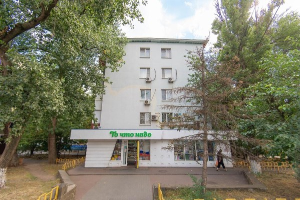 Продам трехкомнатную (3-комн.) квартиру, Коммунистический пр-кт, 29, Ростов-на-Дону г